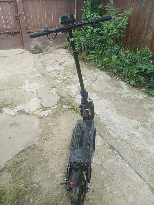 Trotinetă electrică, rezistă până la 120 de kg(URGENT)