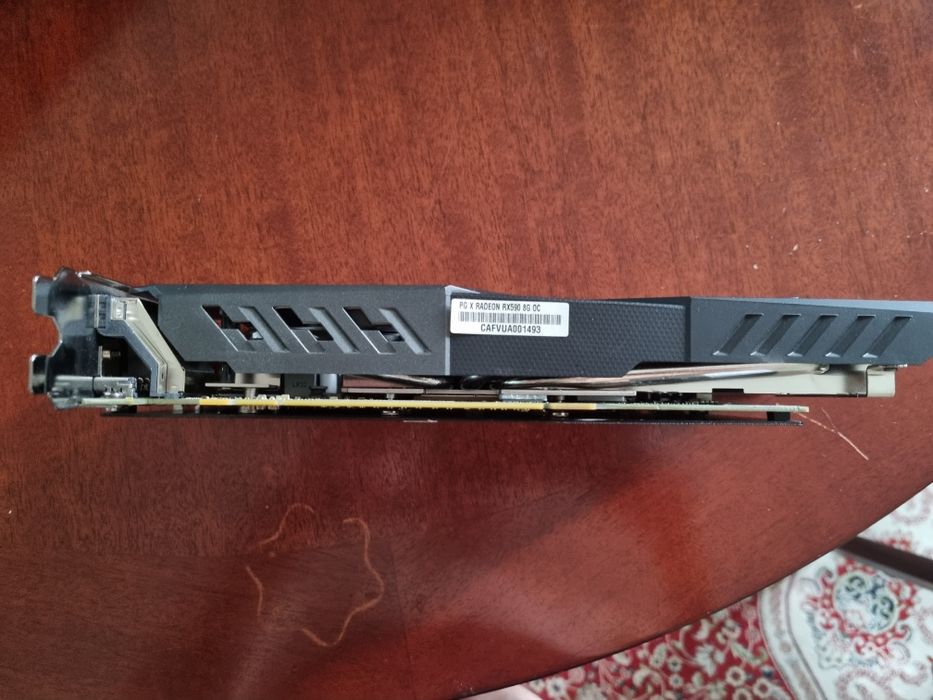 Продам видеокарту AMD Radeon RX 590 OC 8G