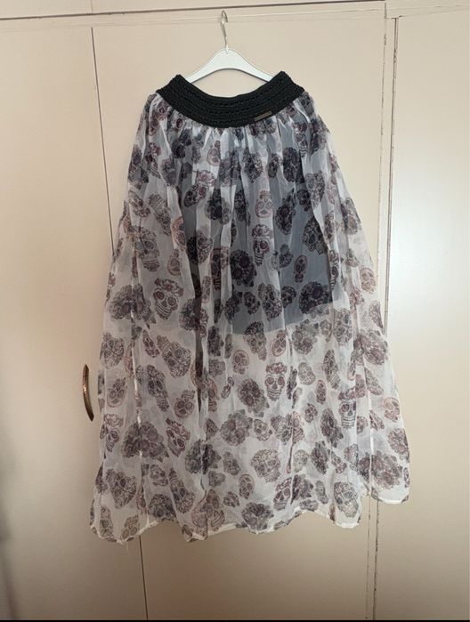 Пола     Djofra.