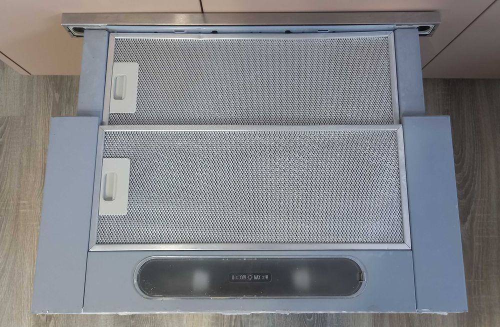 Hotă incorporabilă telescopică Electrolux