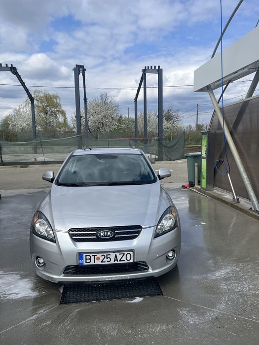 Kia Ceed Coupe 2008 – 2.0 CRDi 143 CP – Full options