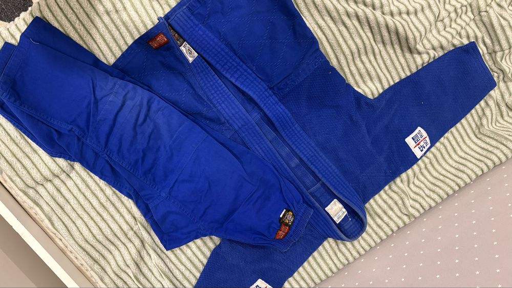 Продам кимоно дзюдо