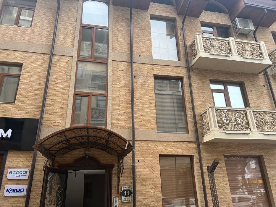 Продается коммерческое помещение нежилое под офис