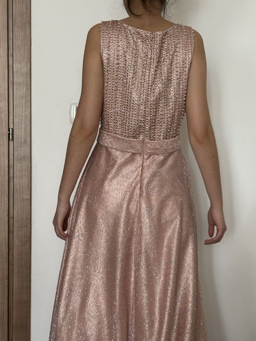 Платье выпускное красивое