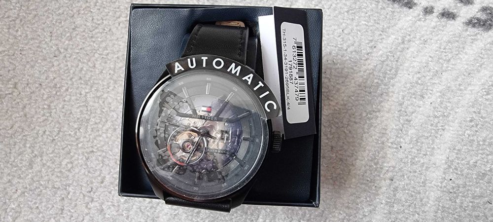Автоматичен часовник Tommy hilfiger