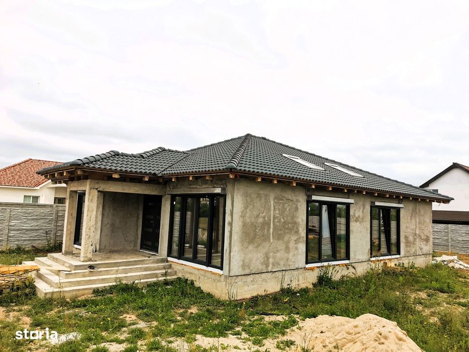 Casă 4 camere constructie de calitate ,construită de proprietar la alb