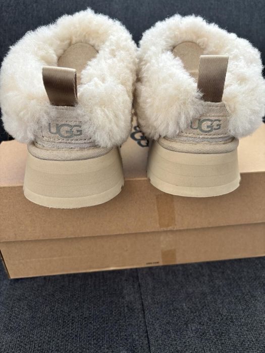 Боти UGG с пух.