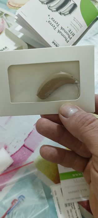 Продам новый слуховой аппарат
