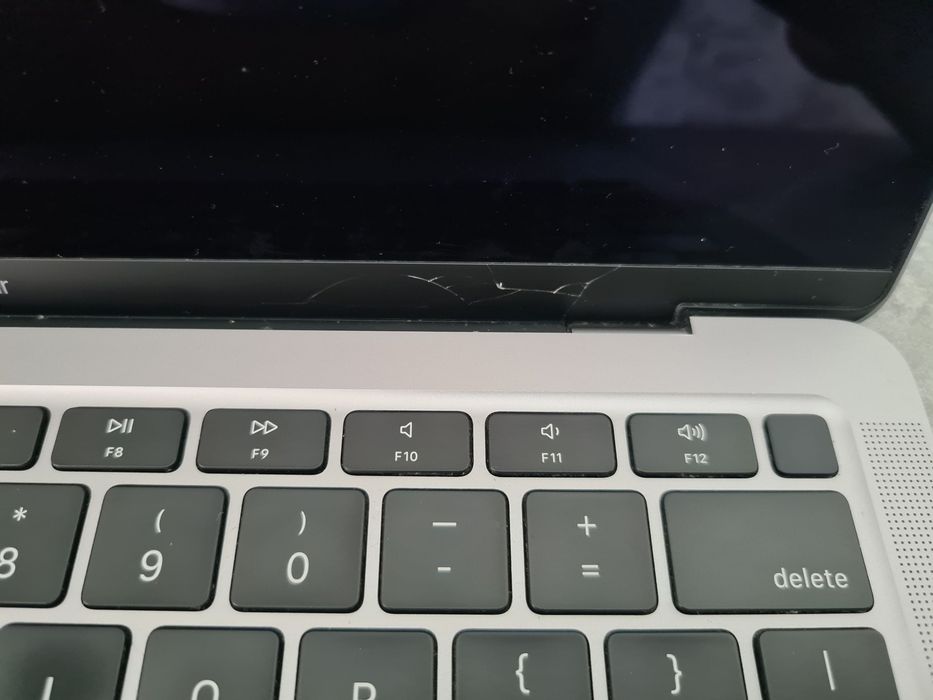 MacBook Air M1 2020 SOTILADI