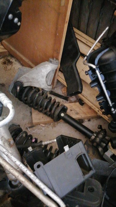 Части за Алфа 147