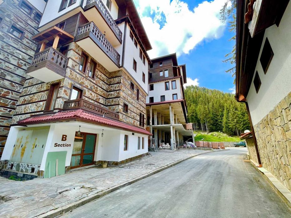 Продава се Едностаен апартамент в к.к. Пампорово - 47 кв.м за 905 €/кв.м - Снимка #1