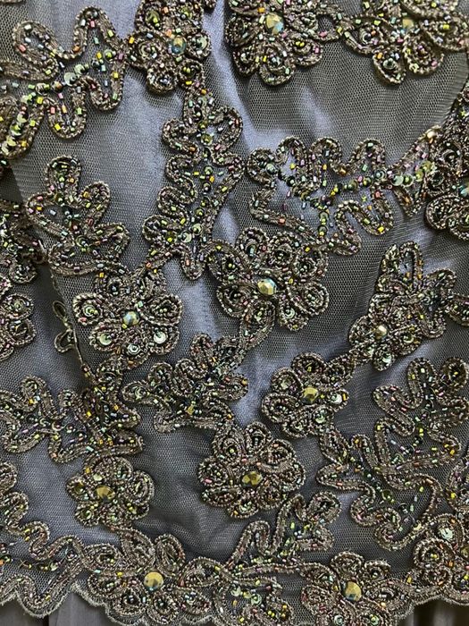 Шикарные, дорогие платья почти даром