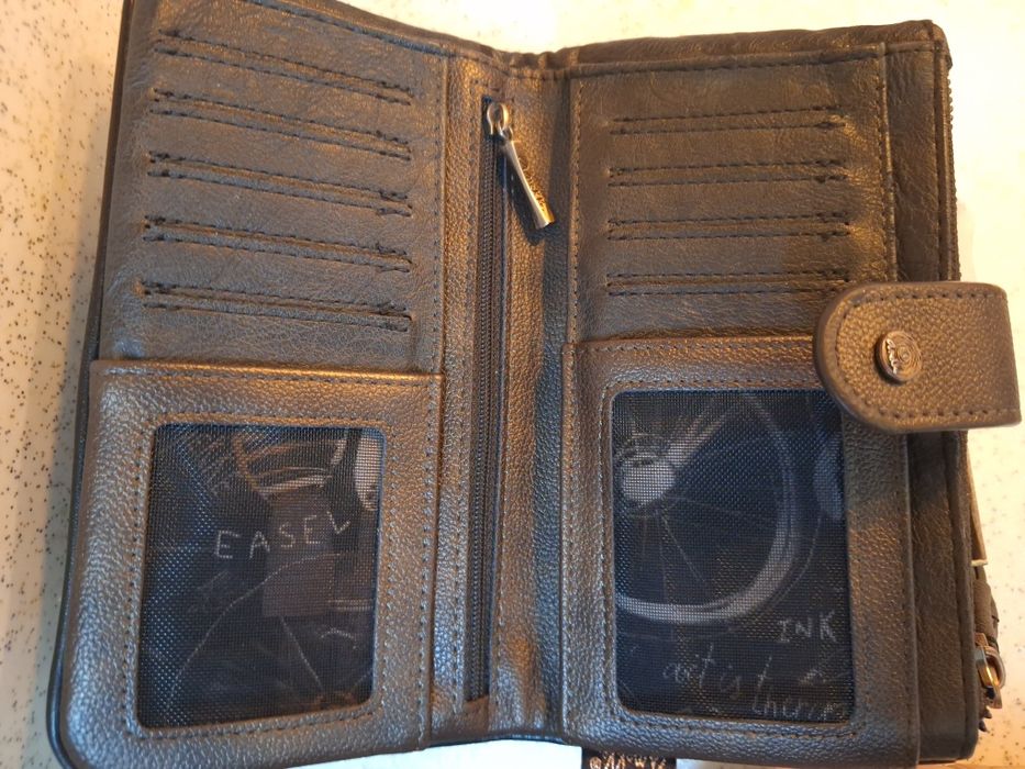 Лот портфейл и две чанти от една серия Anekke +раница