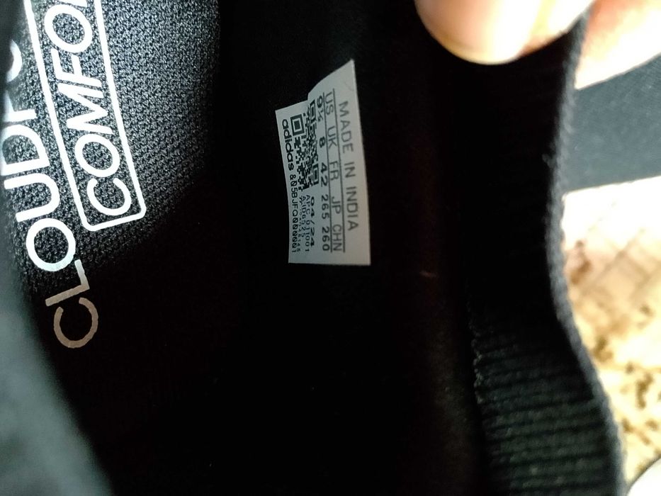 Дамски маратонки Adidas чисто нови