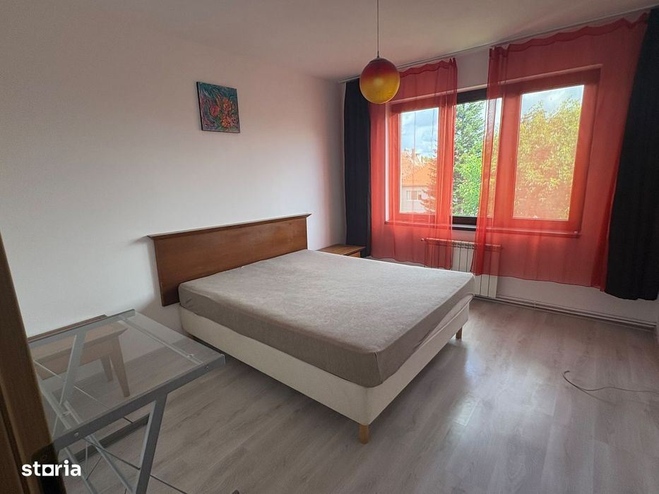 Apartament 3 camere ,zona Centrala