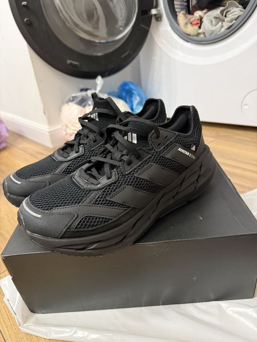 Adidas кроссовкалар