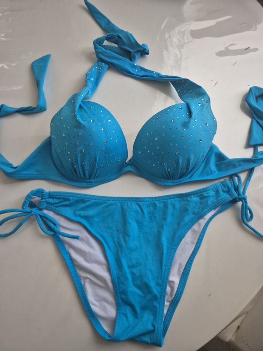 Продам Купальник