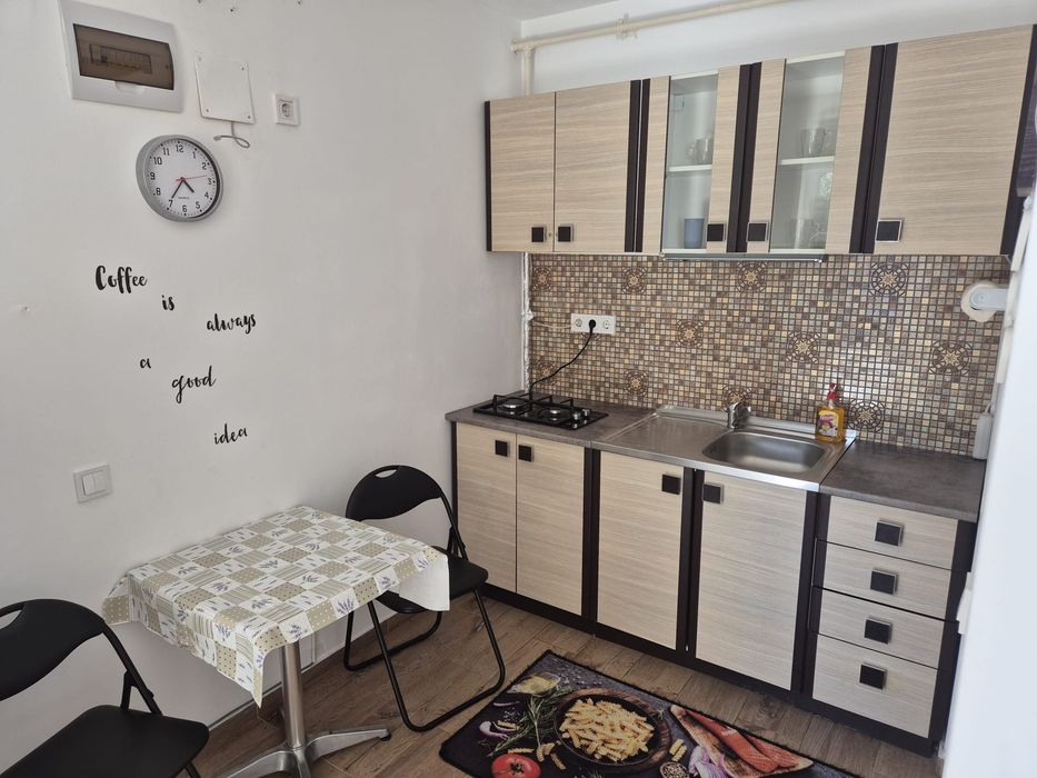 Garsoniera de închiriat