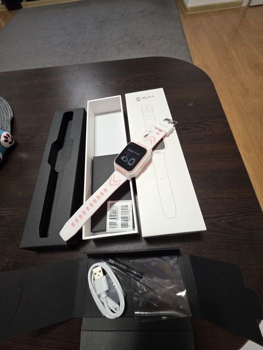 Нов детски часовник Myki 4