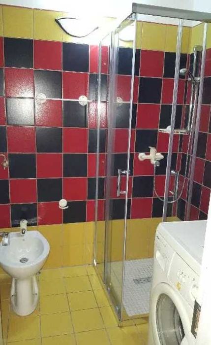 Дава се под наем Едностаен апартамент в Пловдив, Център - 60 кв.м за 183.6 € - Снимка #2