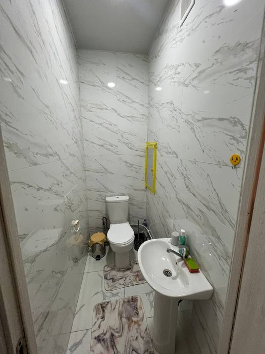 Сотилади 2-хонали Сергели Спутник 16-а