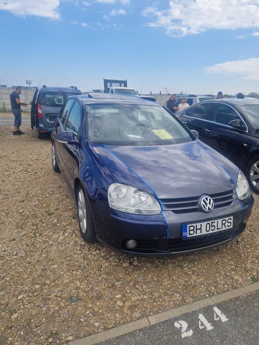 Vând golf 5 2.0 tdi