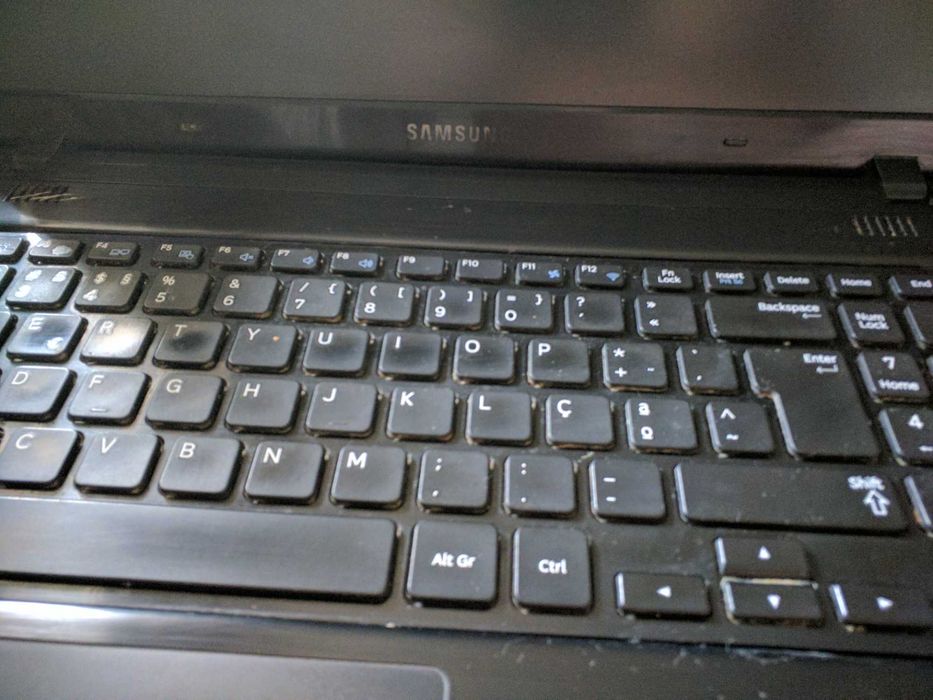 Laptop Samsung NP355E5C sau componente