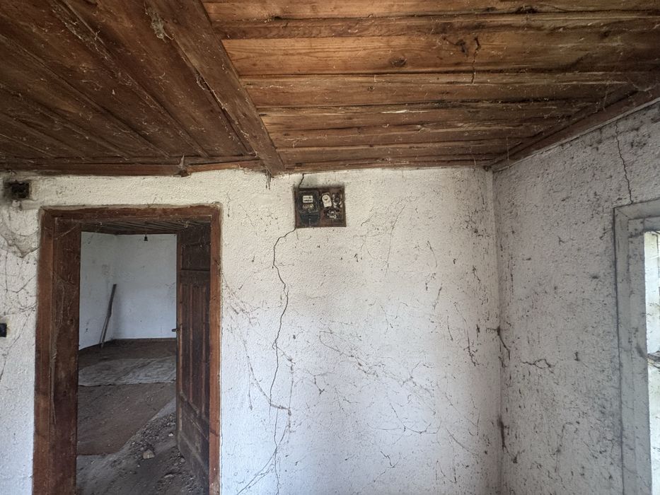 Продавам парцел със стара къща село Войнягово, Пловдив