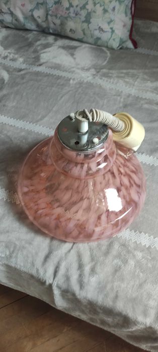 Лампион и за стената