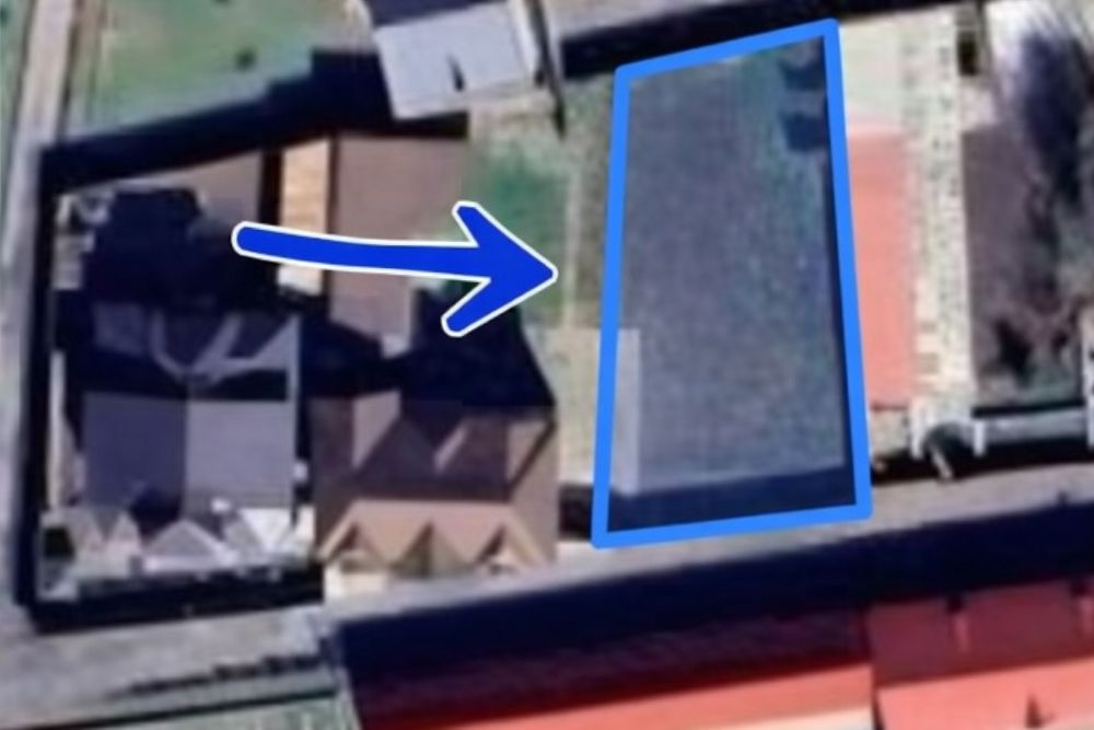 Нурафшон шахрида 8 сотихлик ер сотилади