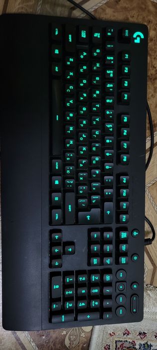 Клавиатура Logitech g213