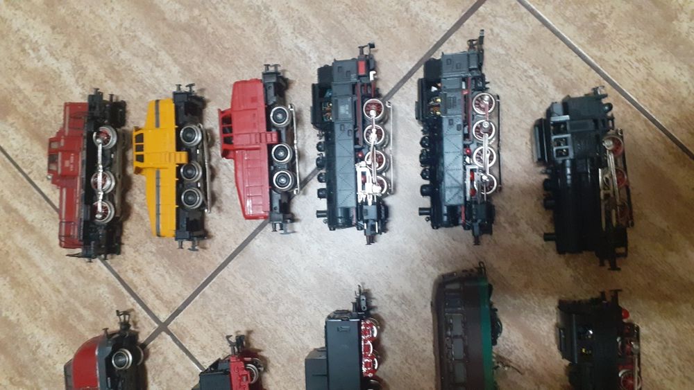 Locomotive trenulet MARKLIN HO