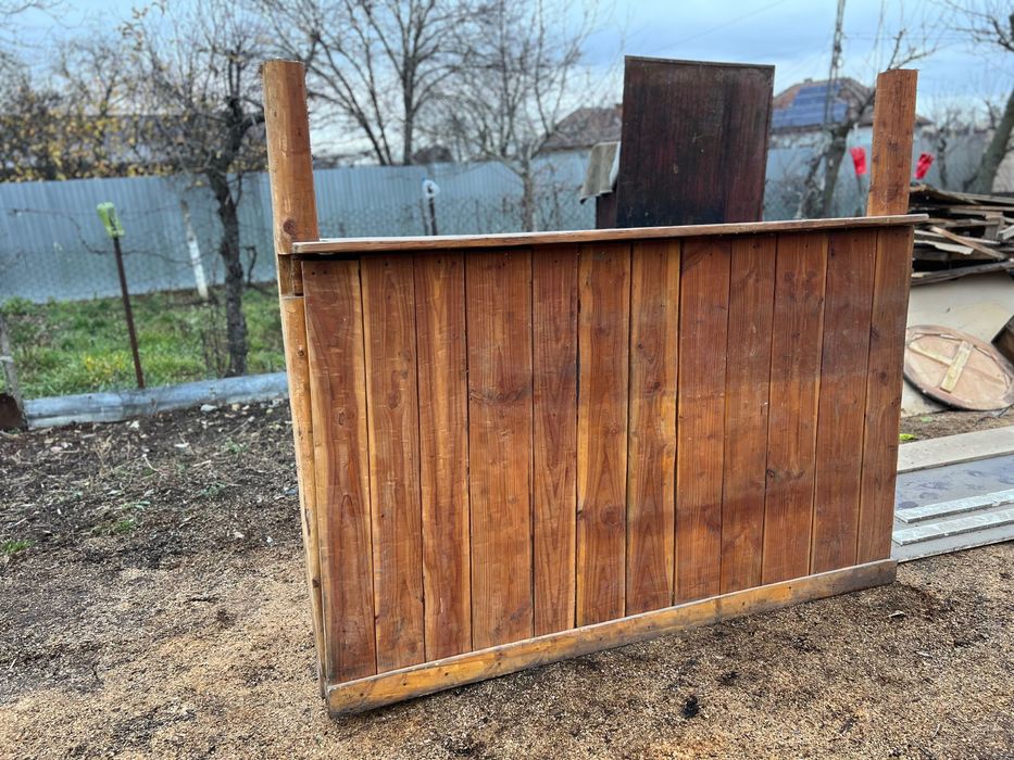 Construcție de lemn Bar, Tejghea