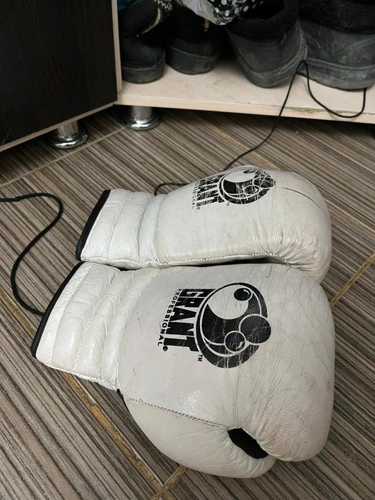 Боксёрские перчатки оригинальные