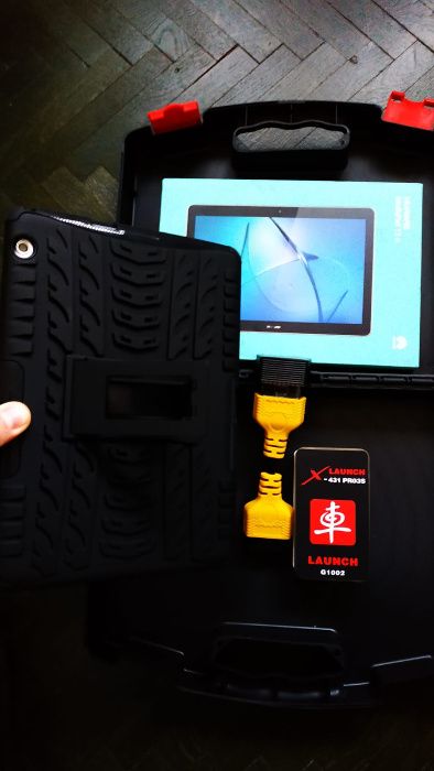 Kit Diagnoza Auto Launch Easydiag 3.0 cu update 2026/2027 + Tableta Android 10.1", Utilizare Service Auto Multimarca, Limba Romana, Licenta Nelimitata