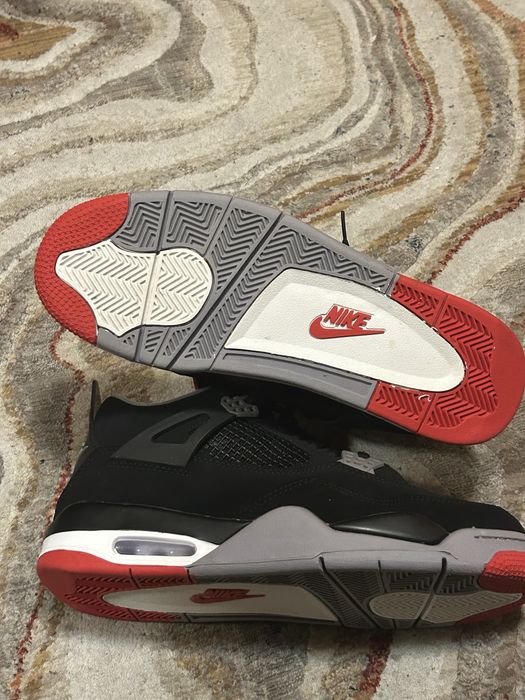 Nike Air Jordan 4 Retro “Bred”