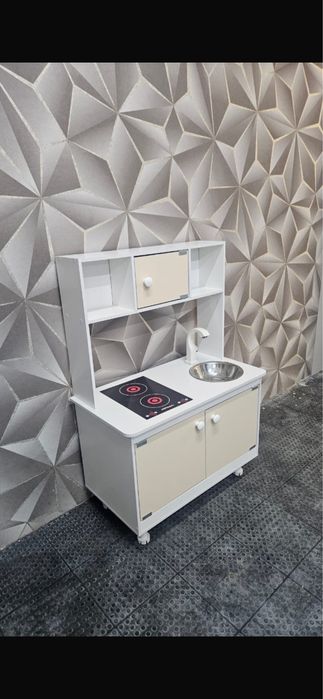 Детская игровая кухня