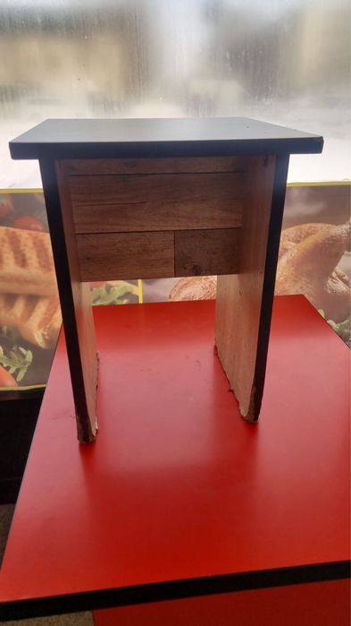 Продам табуретку