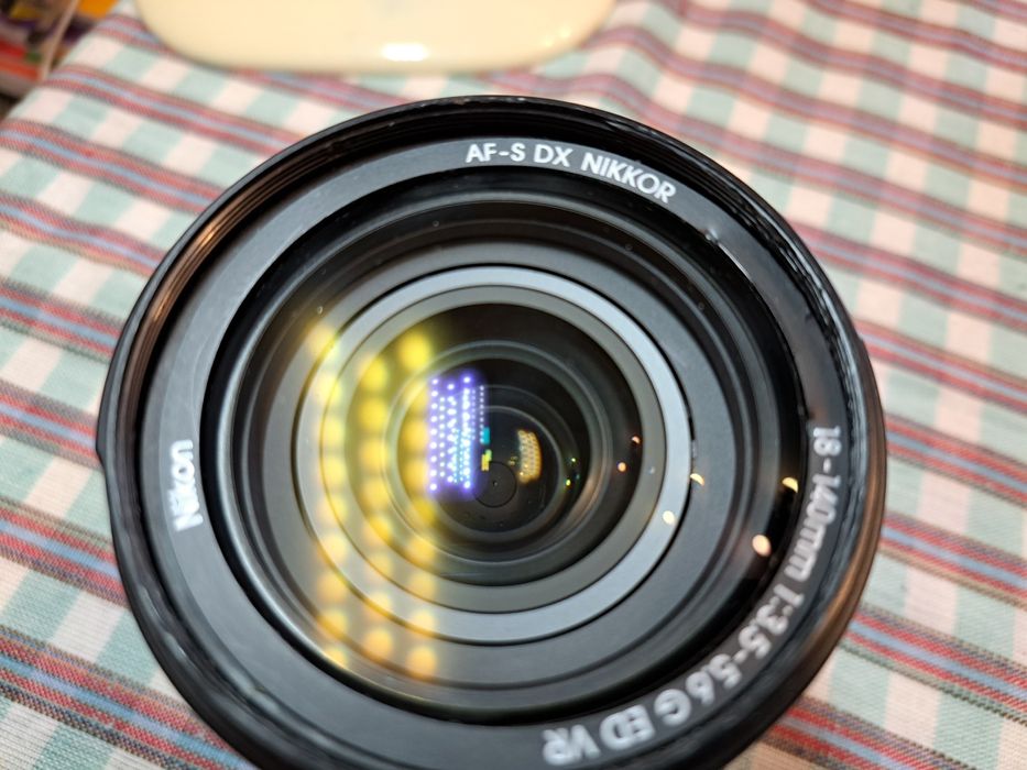 Nikon 18-140 Vr in stare bună