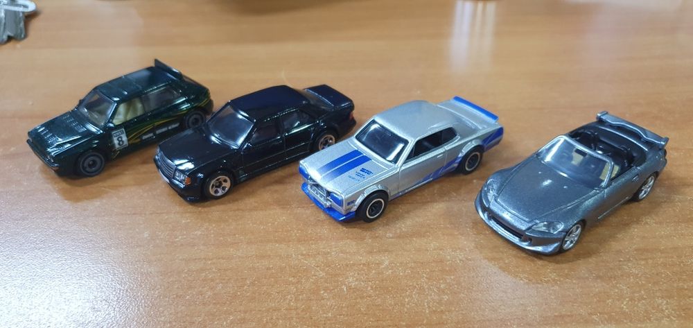 Hot Wheels 2 премки 2мейна