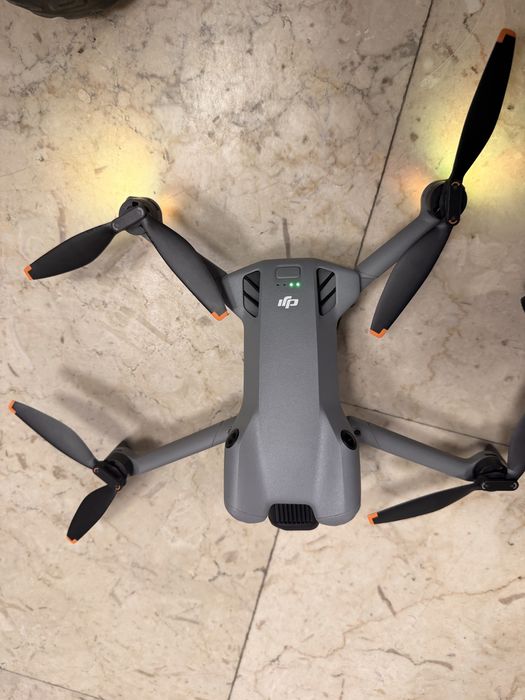 Drona dji mini 5 pro fly more combo noua in garantie