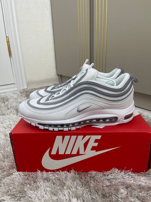Мужские кроссовки Nike