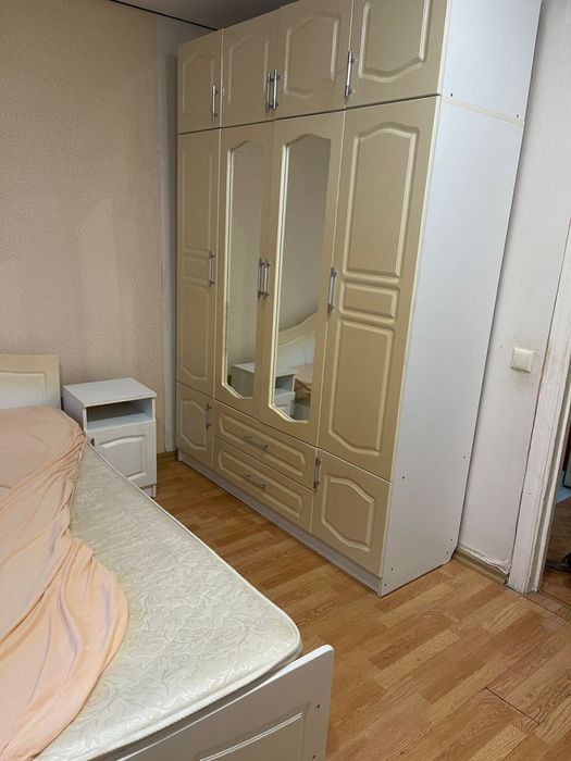 Спальный гарнитур