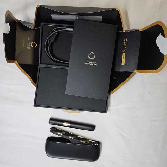 Iqos Iluma X seletti gold editie limitata auriu