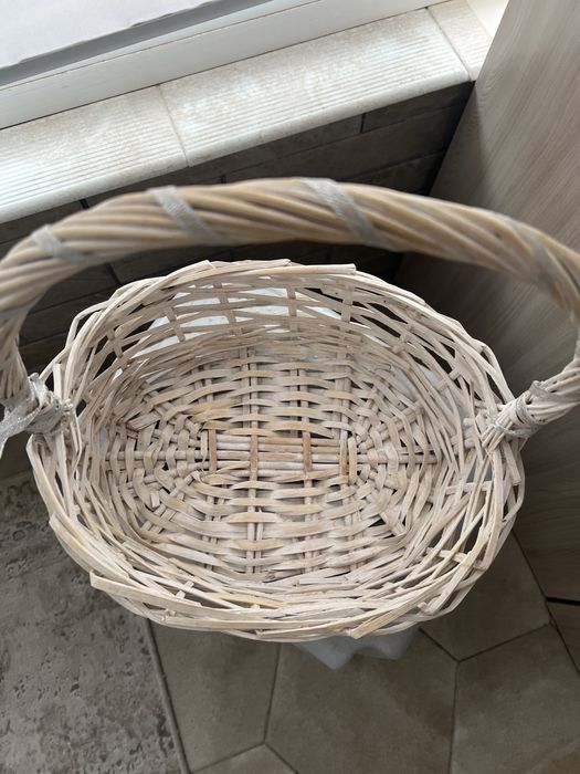 Продам корзину декоративную