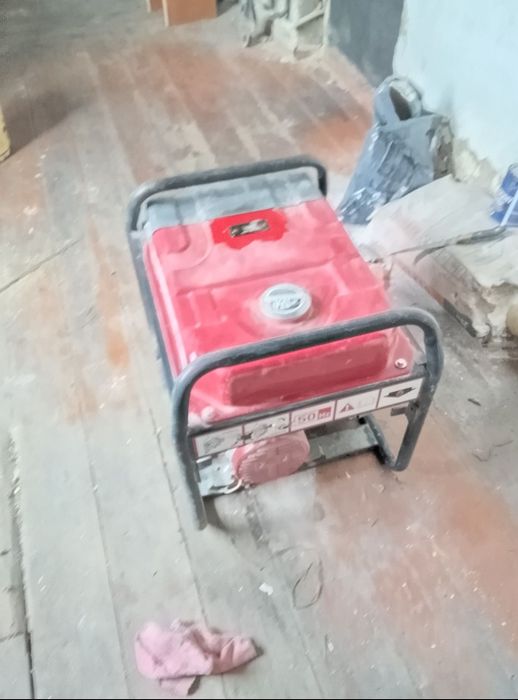 Продам генератор