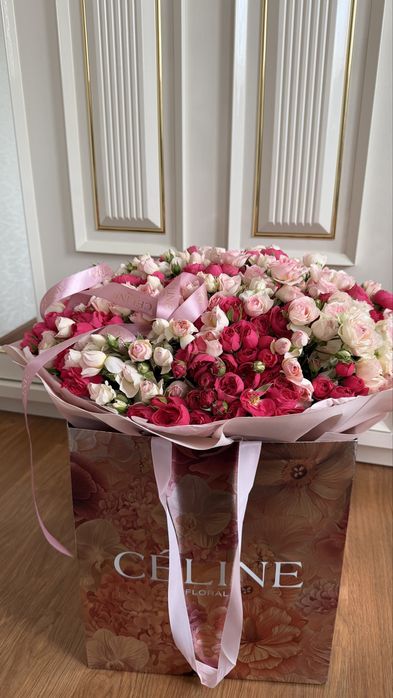 Роскошный букет от Celine