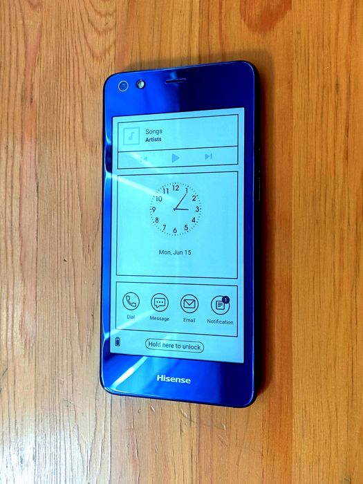 Hisense A2 Pro 4/64 смартфон с AMOLED и E-INK экранами