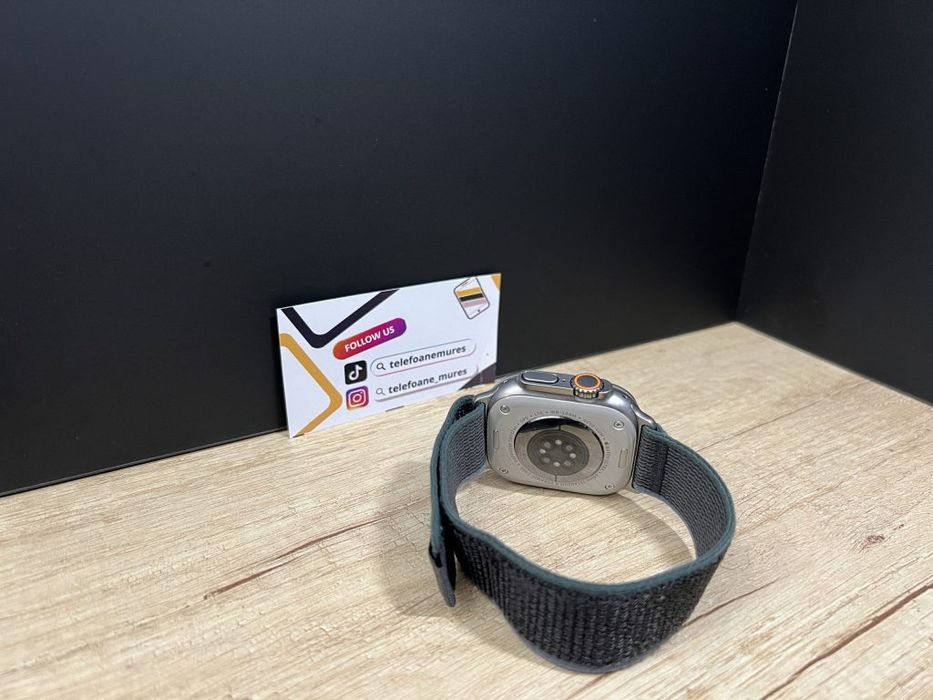 Apple Watch Ultra 2 49mm Natural Titanium Second-Hand Foarte Bun 2 ani