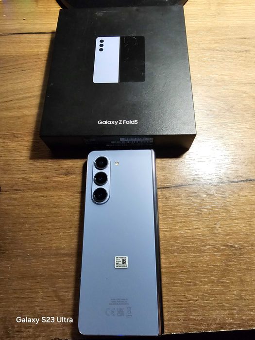 samsung galaxy Z FOLD 5 NOU